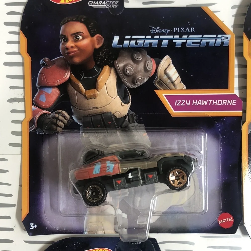 Disney hotwheels ligthyear cars